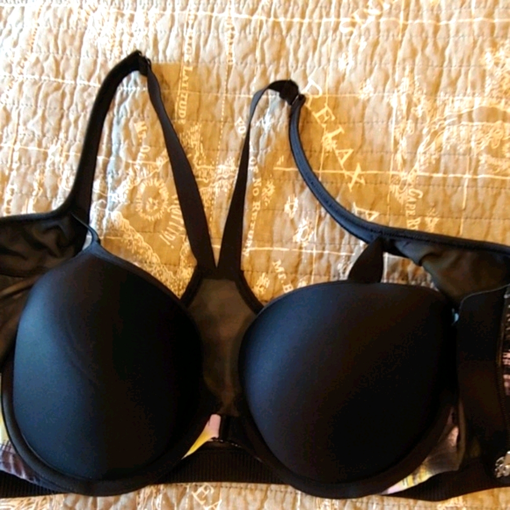 Victoria Secret Frount Closure X Sport Bra - Picture 2 of 6